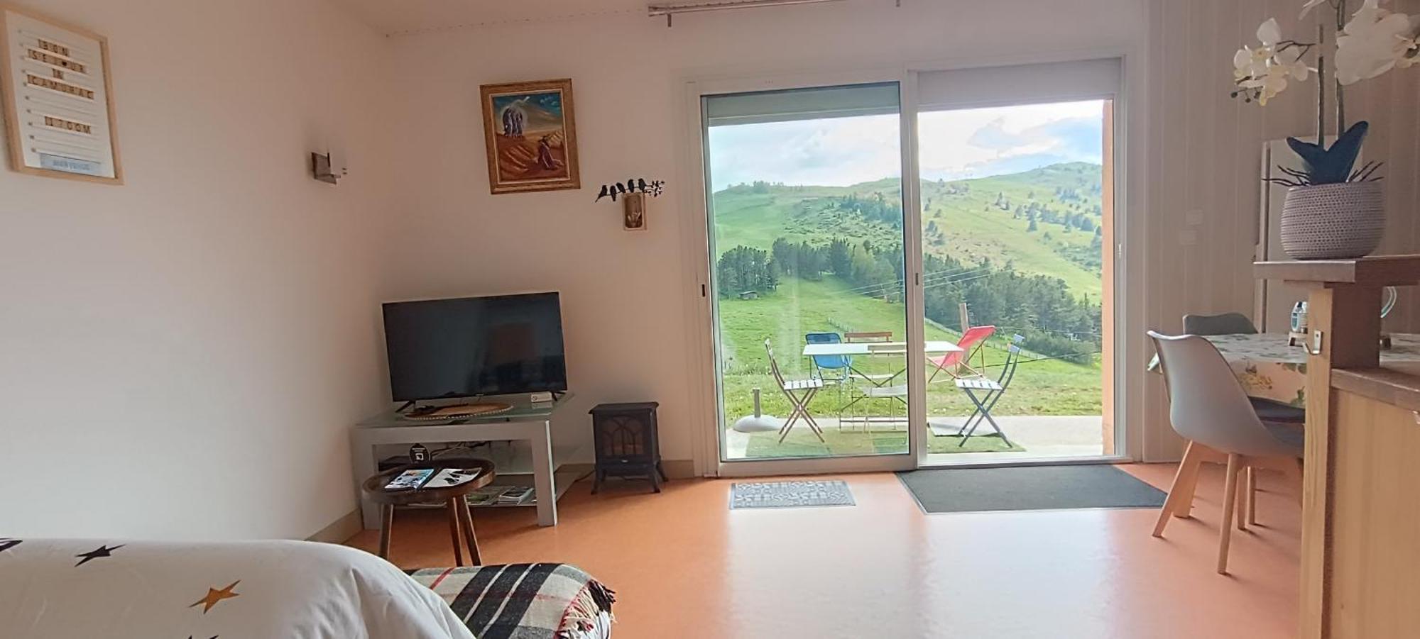 Gite Avec Vue Exceptionnelle Sur Les Montagnes Camurac Exterior photo